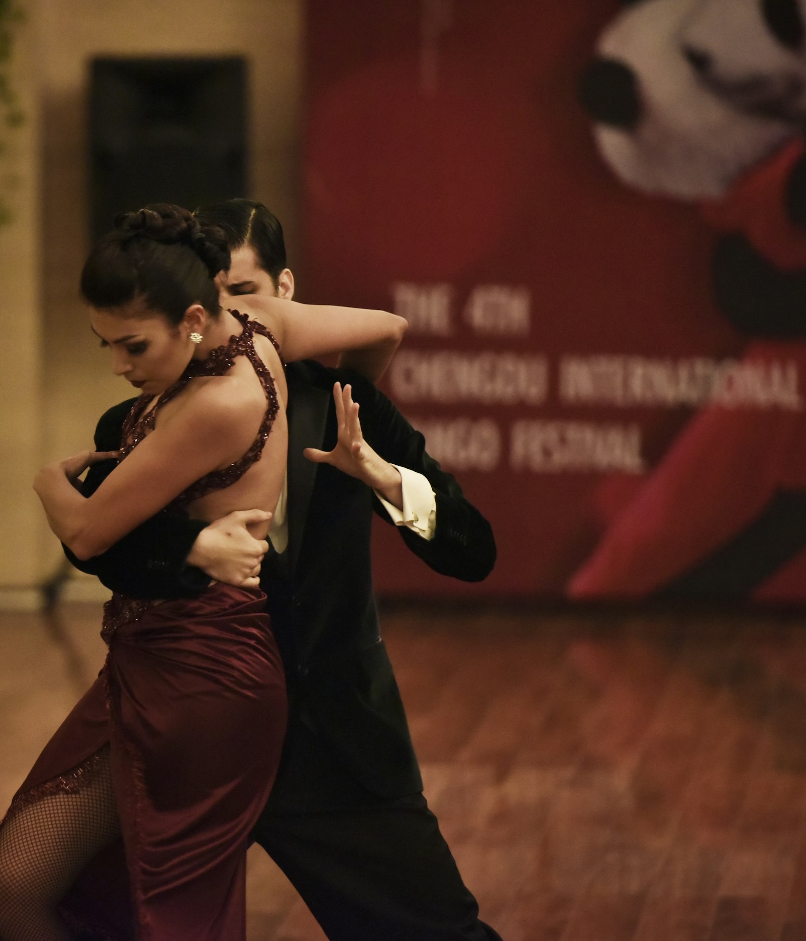 Leila Santos — photo 2 of 3